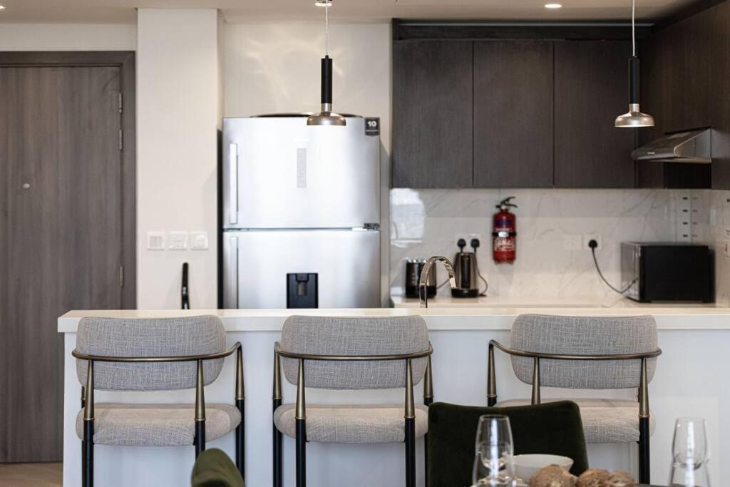 Chic 2 Bed Near Trade Centre With 5 Star Amenities Lägenhet Dubai Exteriör bild