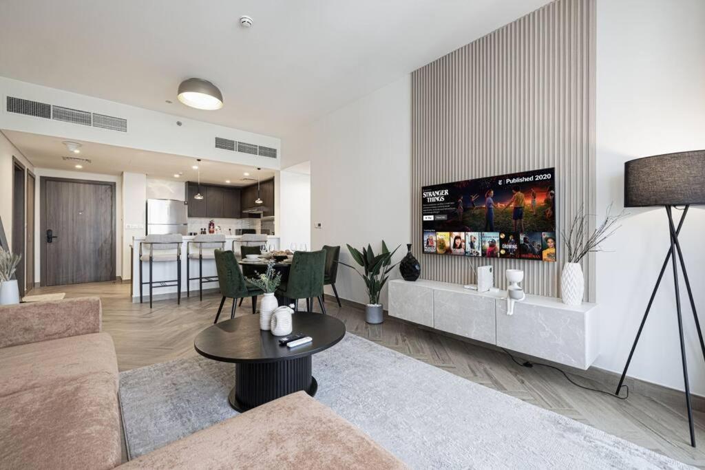 Chic 2 Bed Near Trade Centre With 5 Star Amenities Lägenhet Dubai Exteriör bild