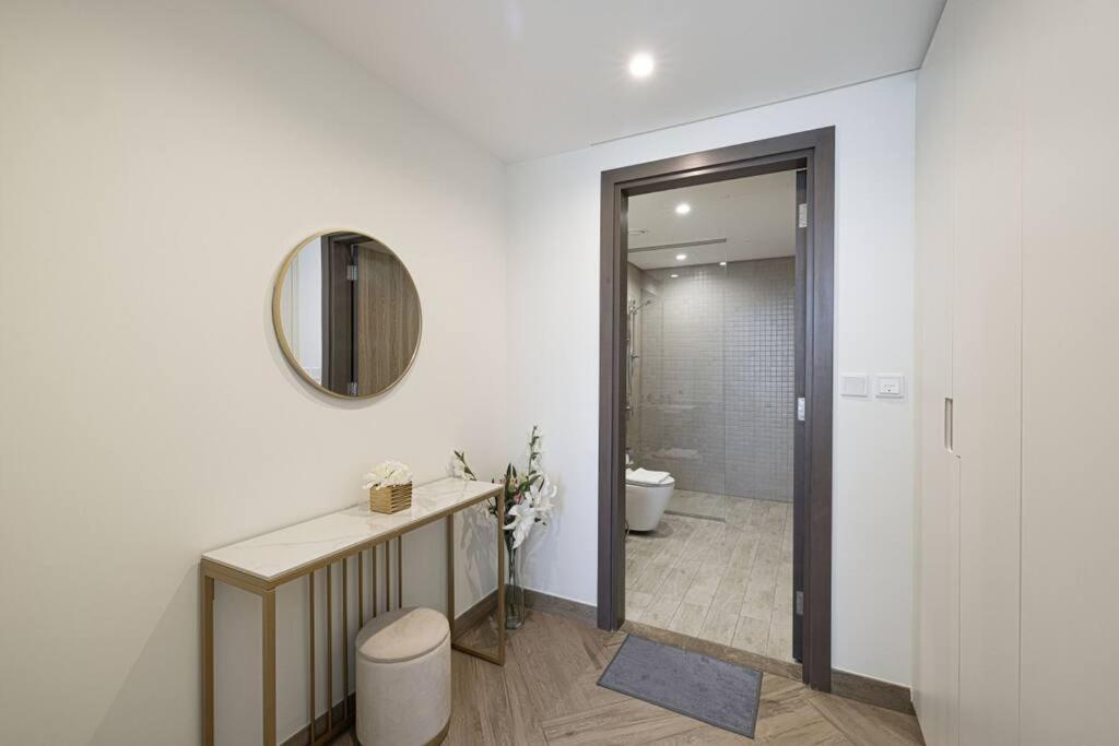 Chic 2 Bed Near Trade Centre With 5 Star Amenities Lägenhet Dubai Exteriör bild