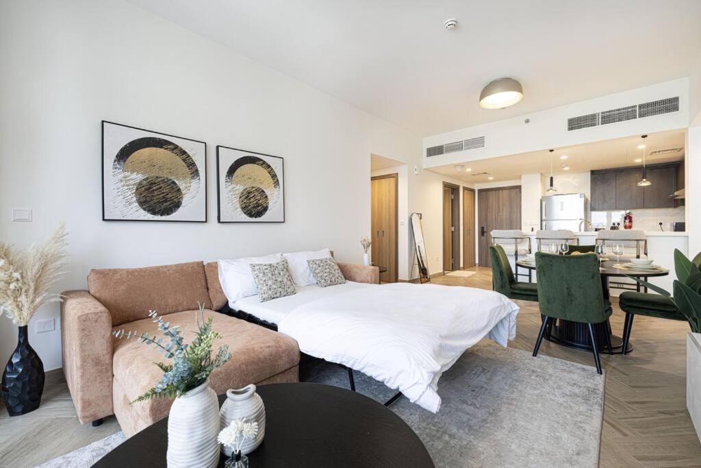 Chic 2 Bed Near Trade Centre With 5 Star Amenities Lägenhet Dubai Exteriör bild